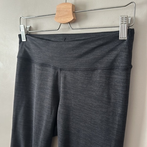 Outdoor Voices Dark Grey Techsweat 7/8 Legging - Picture 2 of 8